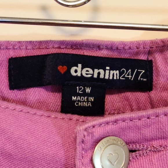 Pink denim 24/7 pants. - Picture 2 of 5
